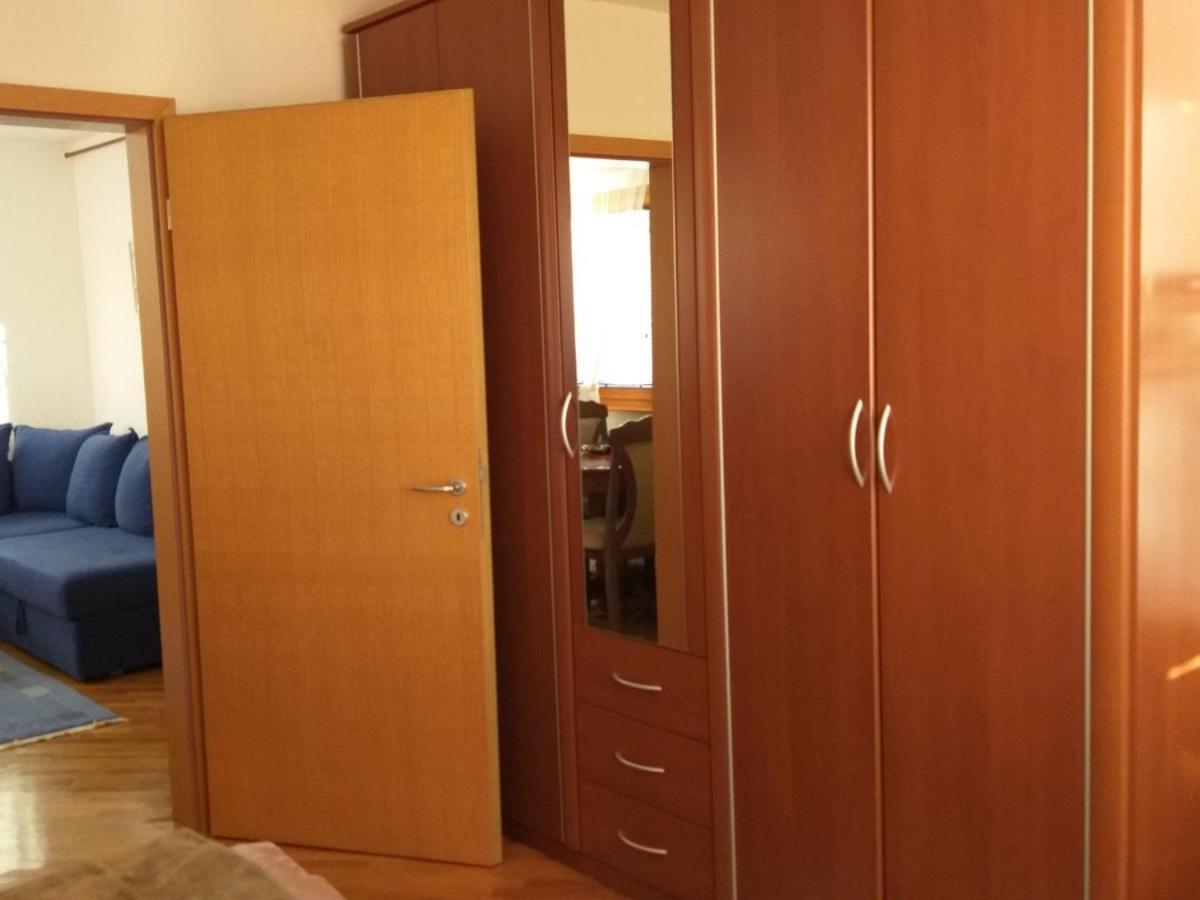 Apartman Sa Garazom I Internetom SJJ Extérieur photo
