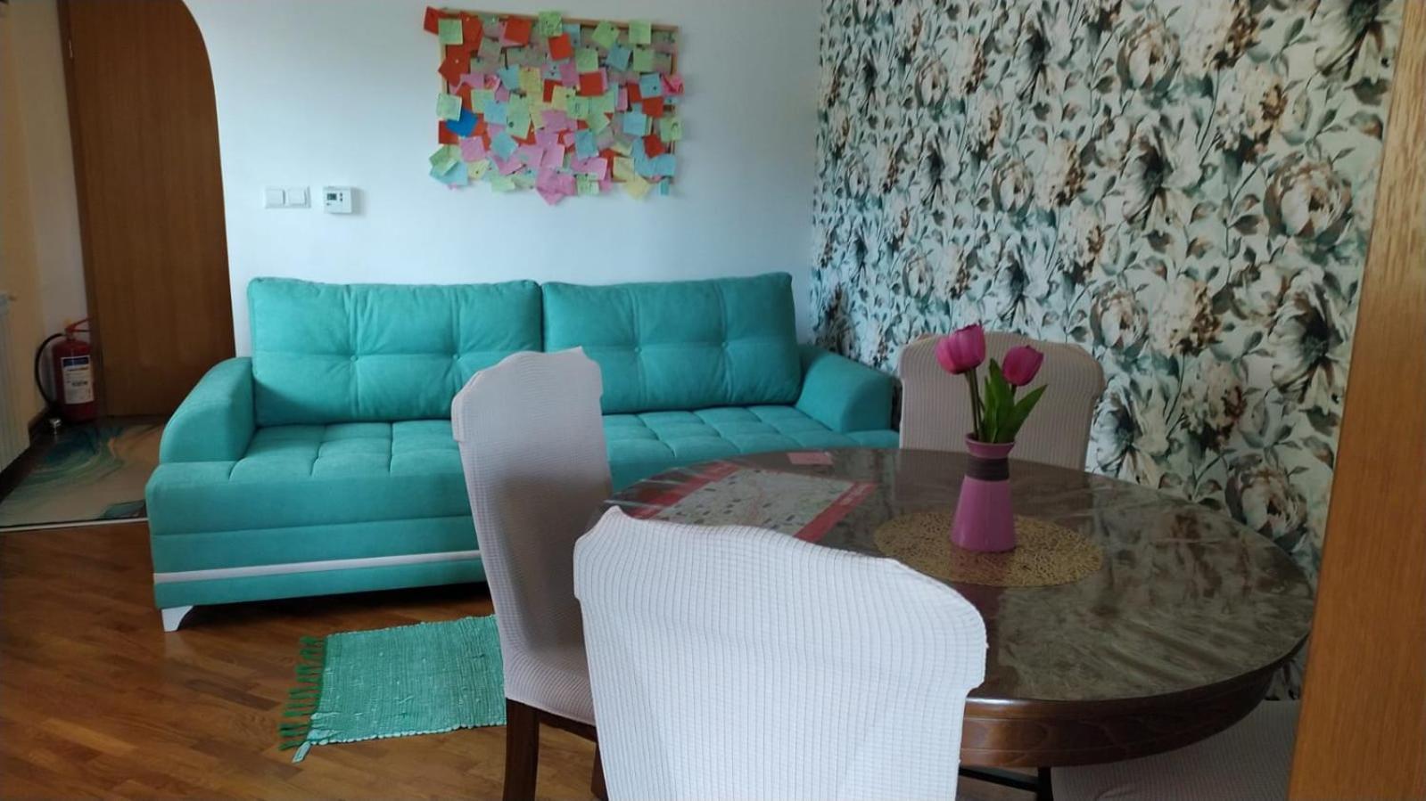 Apartman Sa Garazom I Internetom SJJ Extérieur photo